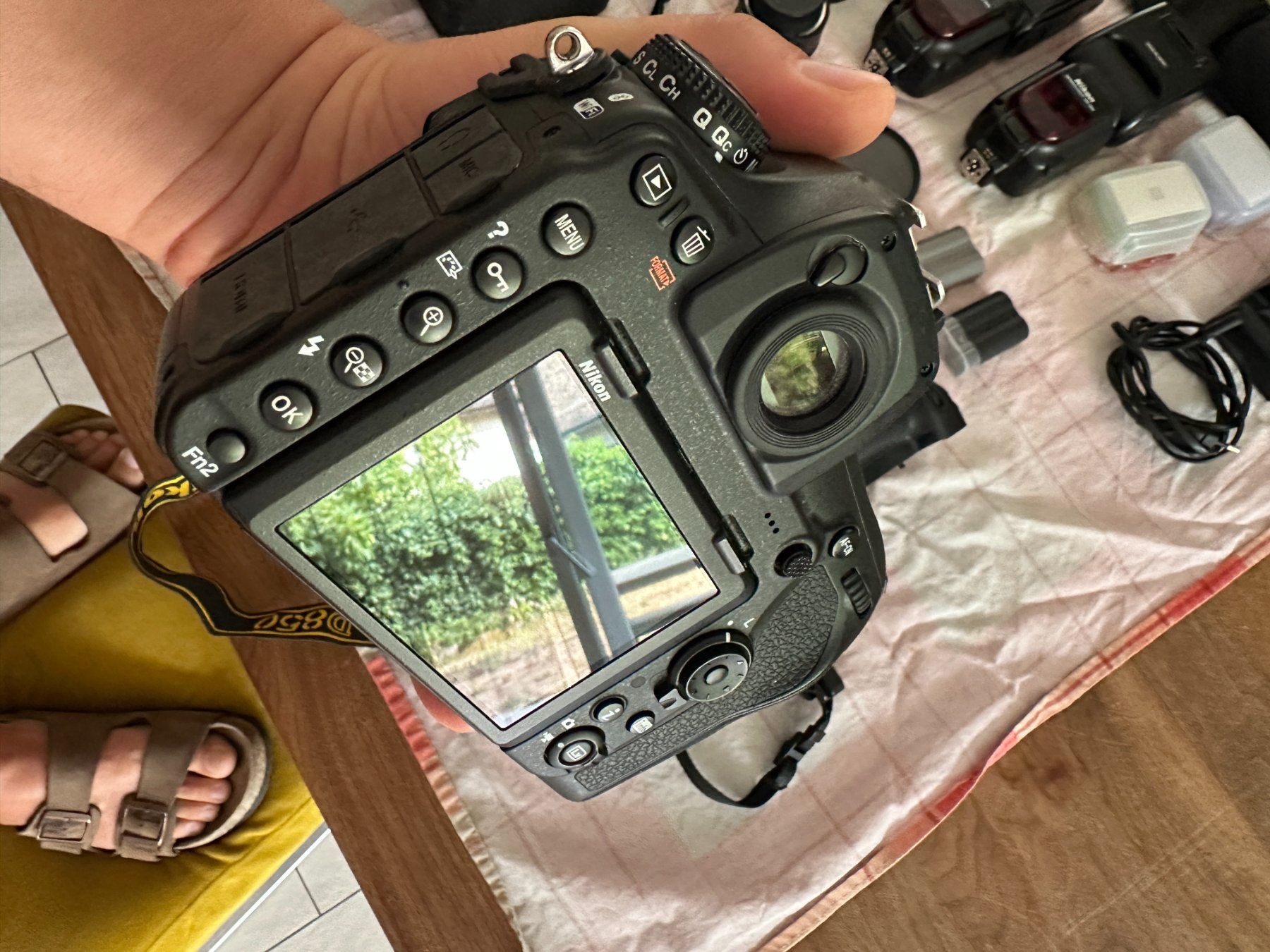 Nikon Fotocamera: Nikon D850 Professional Set – Usato da Gilly venduto da GeorgMN 1