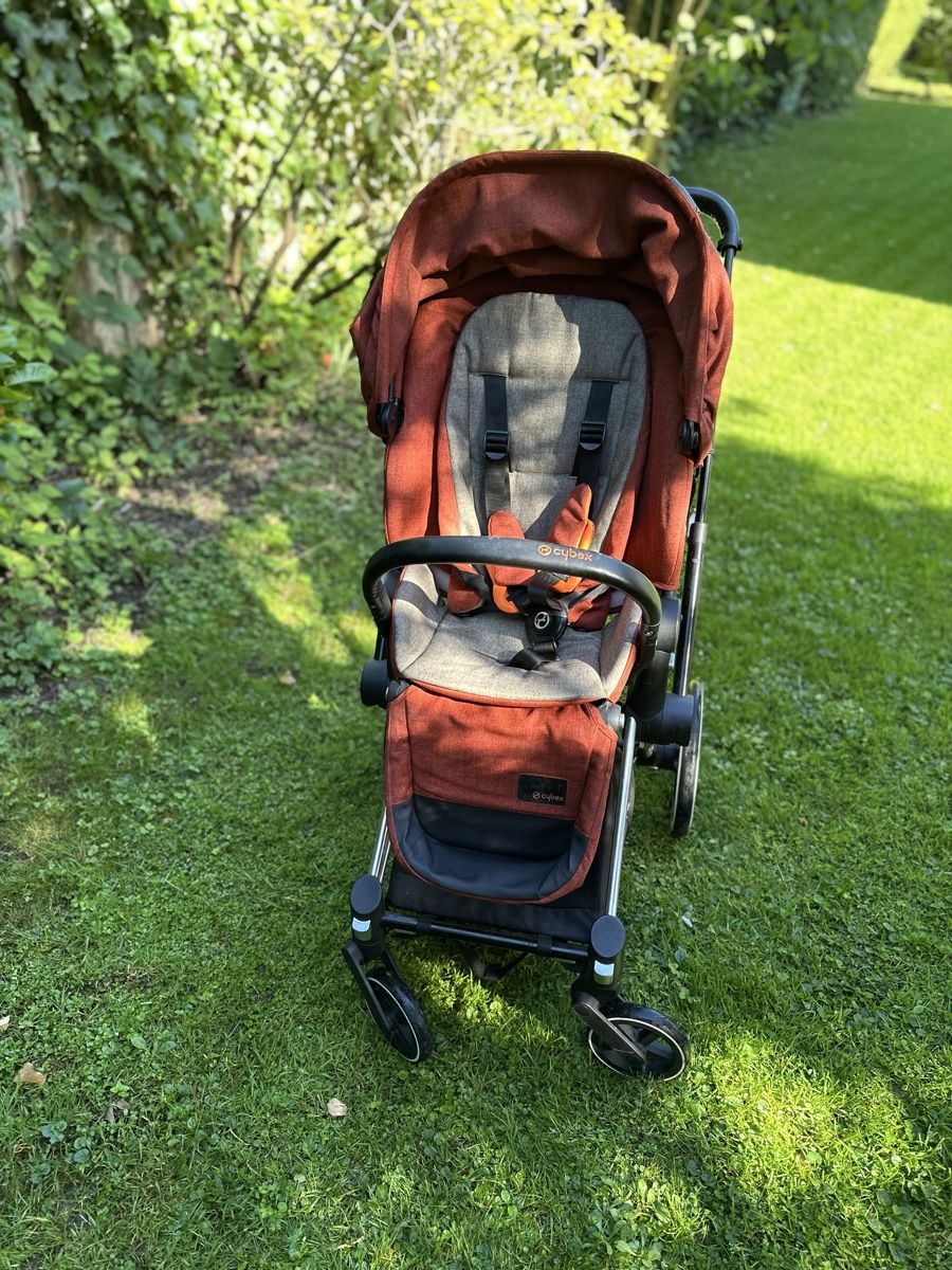 Cybex Carrozzine: Chic Cybex Stroller, Terracotta, Perfect for Summer Walks! – Usato da Wolfhausen venduto da Catalin_Neacsu