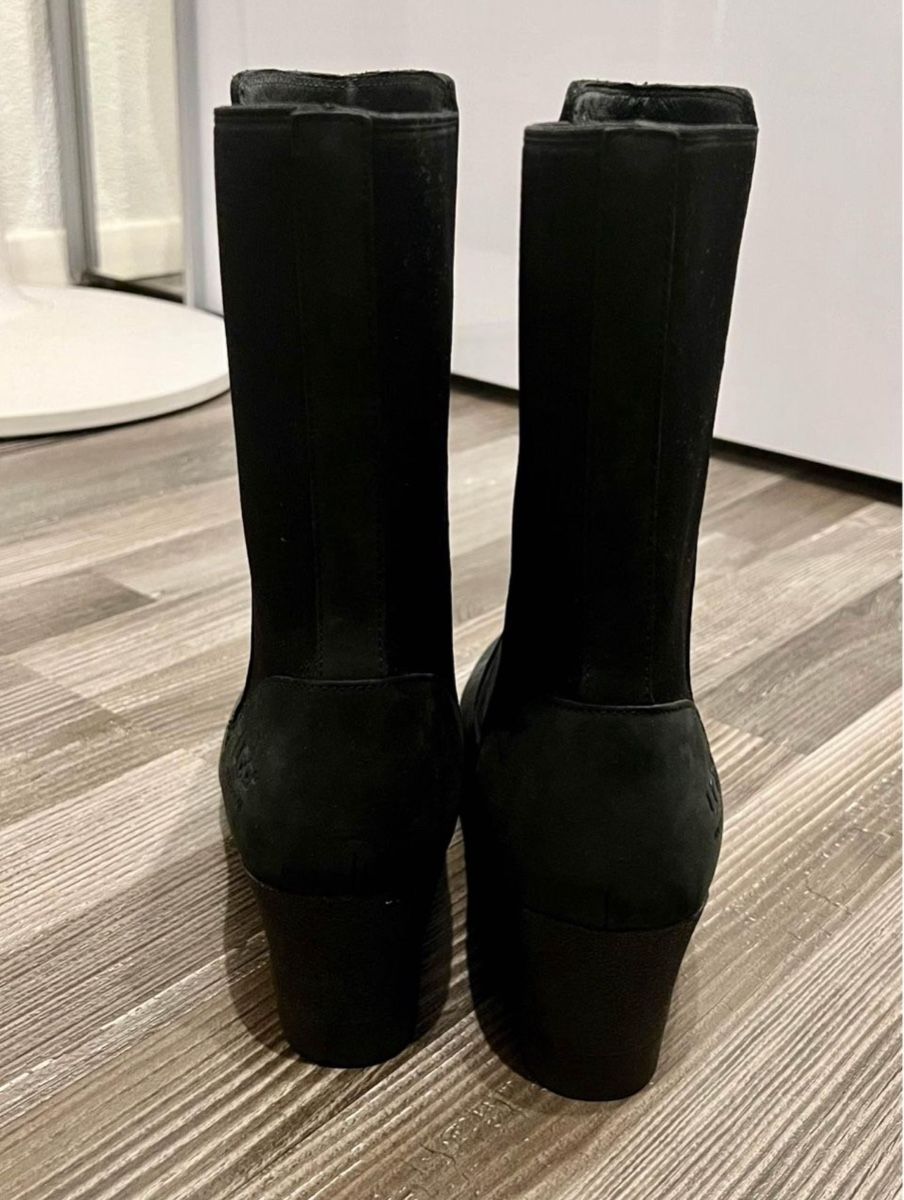 Ugg Damenschuhe: Ugg taille 40 – Gebraucht aus Monthey von Joseph-29 1