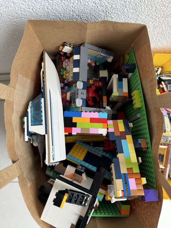 LEGO Bausteine 5 Kg mit gelber Box (Gebraucht) in Bazenheid für CHF 21 ...
