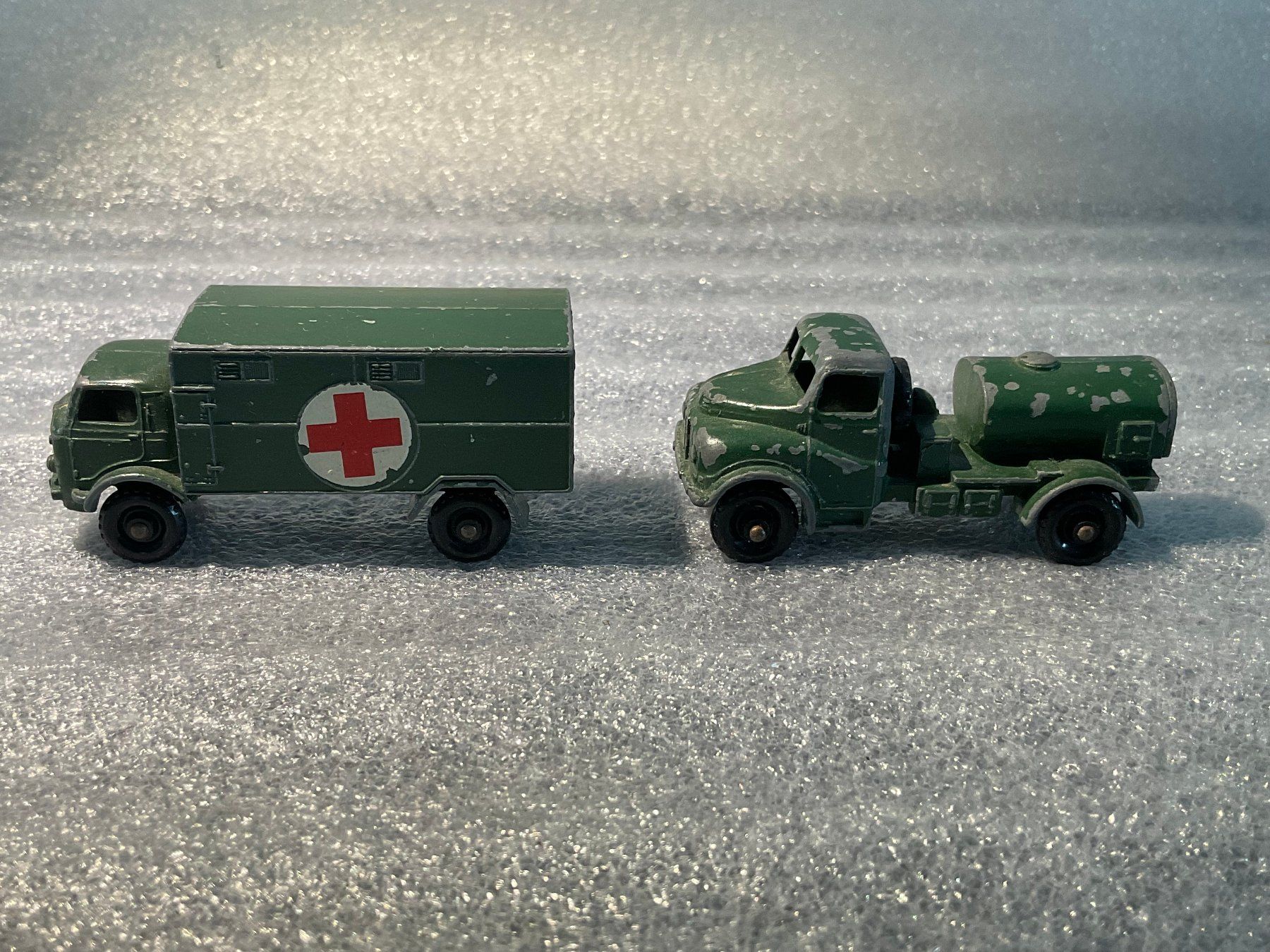 Lesney Modellini d'auto: Matchbox Lesney 2 Armeefahrzeuge – Usato da Hasle b. Burgdorf venduto da Zappizepp 2