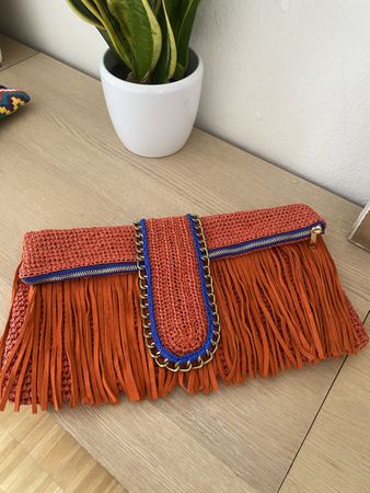 Chic Woven Clutch with Suede Fringe - Boho Summer Style!