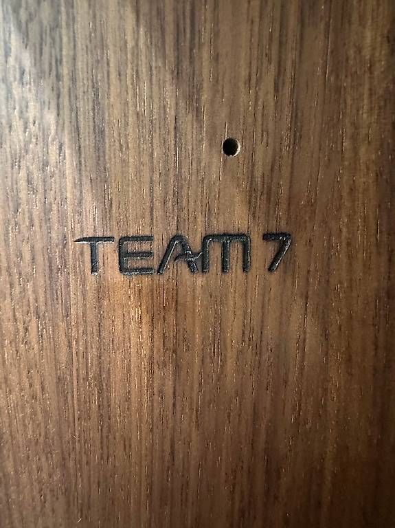 Team7 Cassettiere: Team 7 Cubus Sideboard Nussbaum Glasfront 240 cm – Usato da Obernau venduto da Arche_Noah_Brocki 8