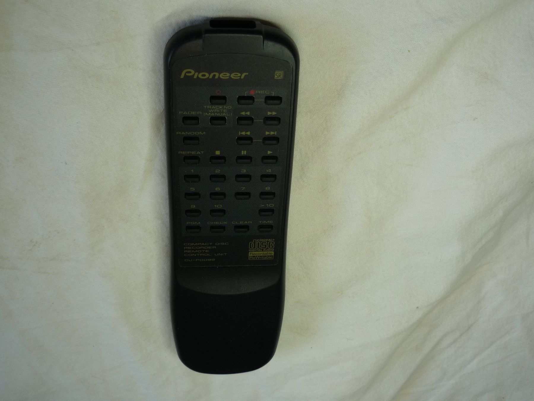 Philips Fernbedienungen: Fernbedienung Pioneer - Compact Disc Player - CU P0099 – Gebraucht aus Beringen von Flatretriever 1