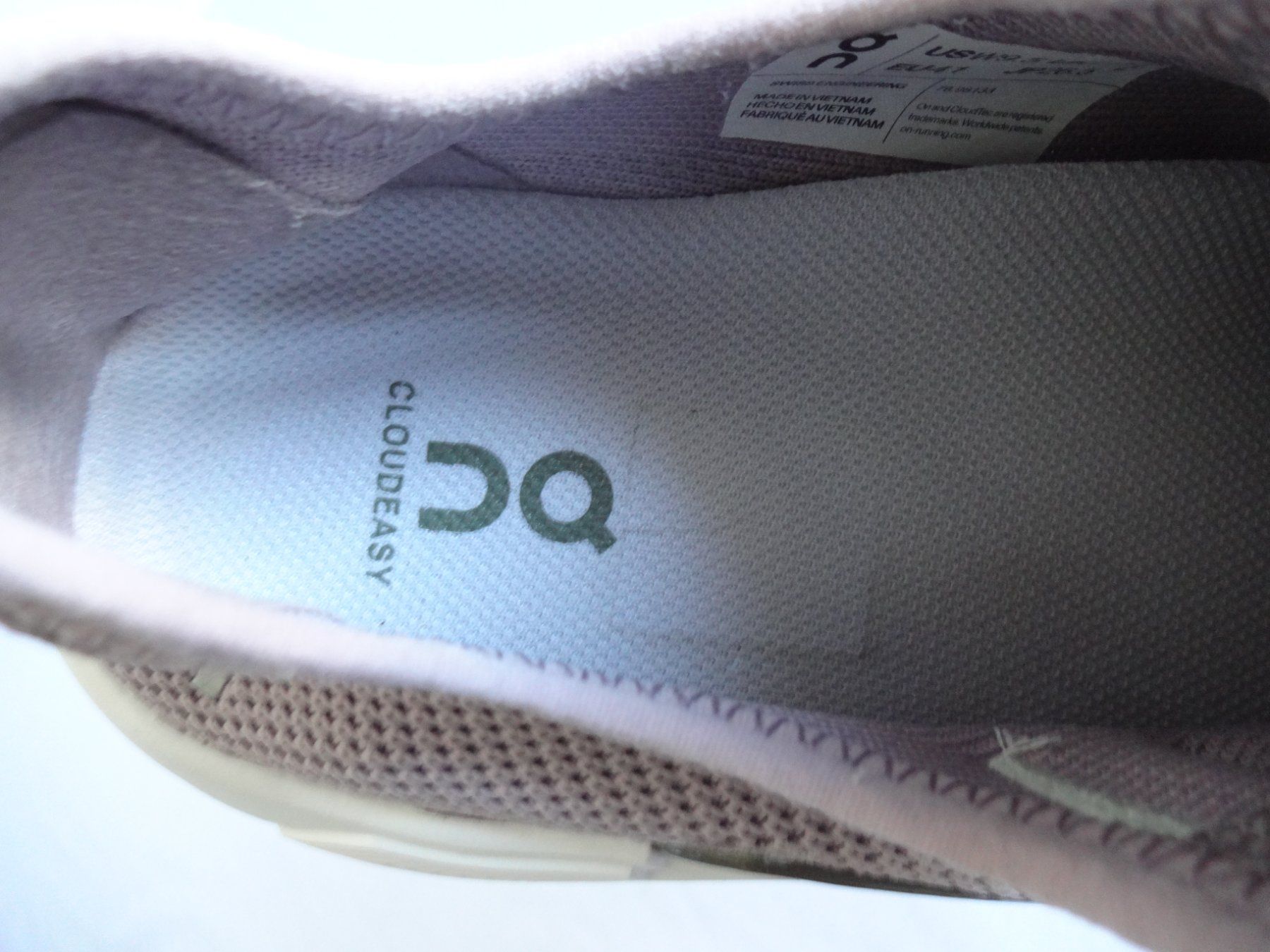 On Scarpe da donna: ON  Schuhe  Nr.41 – Nuovo (secondo la descrizione) da Frauenfeld venduto da Riaa 2