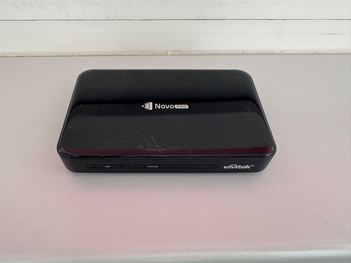 Lettore multimediale & Streamer: Vivitek NovoPro NP2000 - Wireless Presentation System – Usato da Urdorf venduto da Studerpa