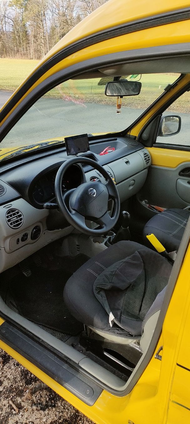 Véhicules utilitaires: Kubistar / kangoo – D'occasion à Waldenburg par Moodoo 4