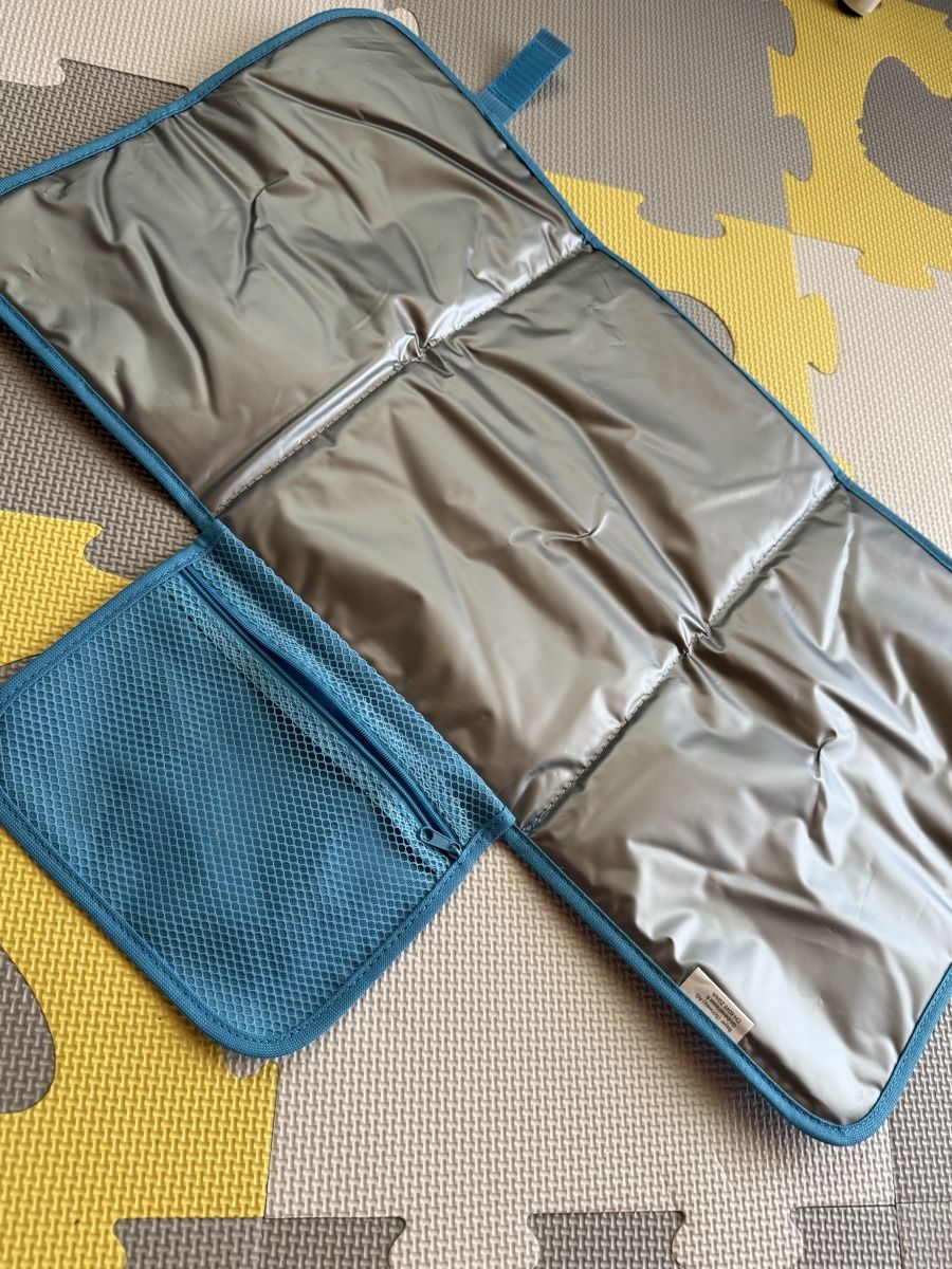 Fasciatoi & Accessori: Cute Bepanthen Panda Changing Mat Set - New Condition! – Nuovo (secondo la descrizione) da Uerkheim venduto da yak_5tb7 1