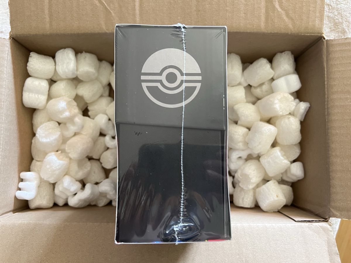 Pokémon Sammelbilder & Trading cards: Pokemon Elite Trainer Box Mega Evolution Pitch Black NEU! EN – Neu und originalverpackt aus Basel von JankaHavran 2