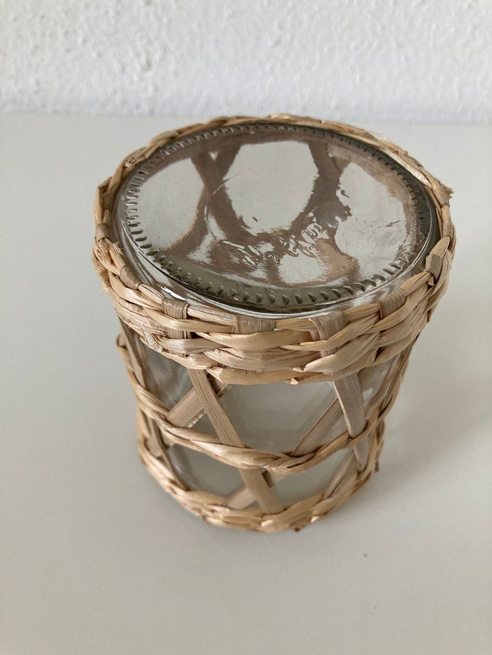 Altro in Decorazioni & Accessori: Support bougie en verre et paille décoratif – Usato da Biel/Bienne venduto da almercaa 1