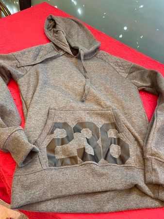 Kinder Junge Pullover NY mit Kapuze NEU S (170/176)