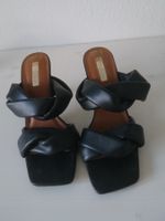 Schwarze Absatz Sandalen Gr 38 mit Knotendetail