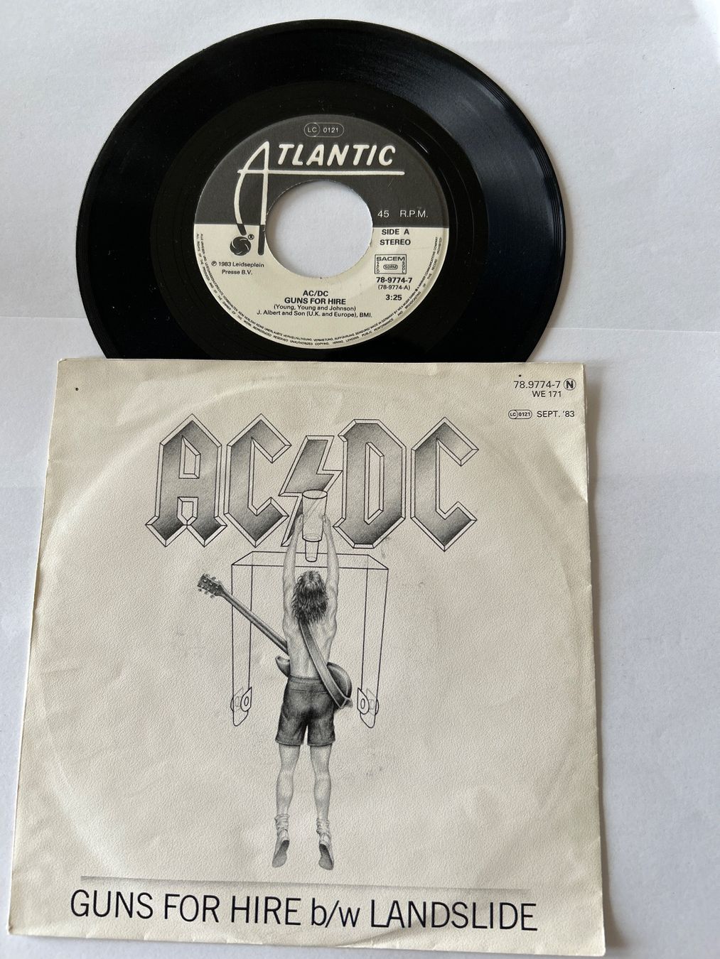 Schallplatten: AC/DC. 1983. Guns For Hire – Gebraucht aus Faulensee von Mizuno06
