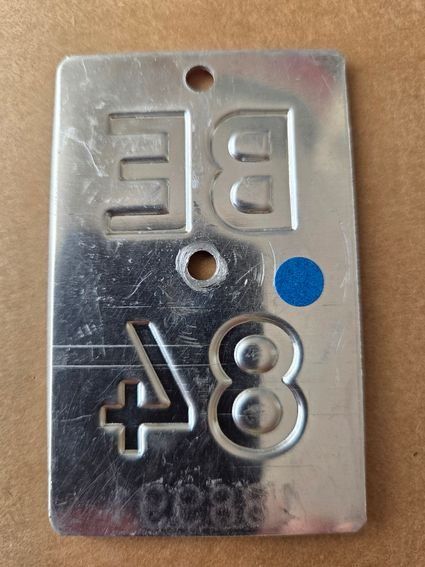 Sachs Ecriteaux: Velonummer BE 84 plaque velo – D'occasion à Schenkon par Uhu007 1