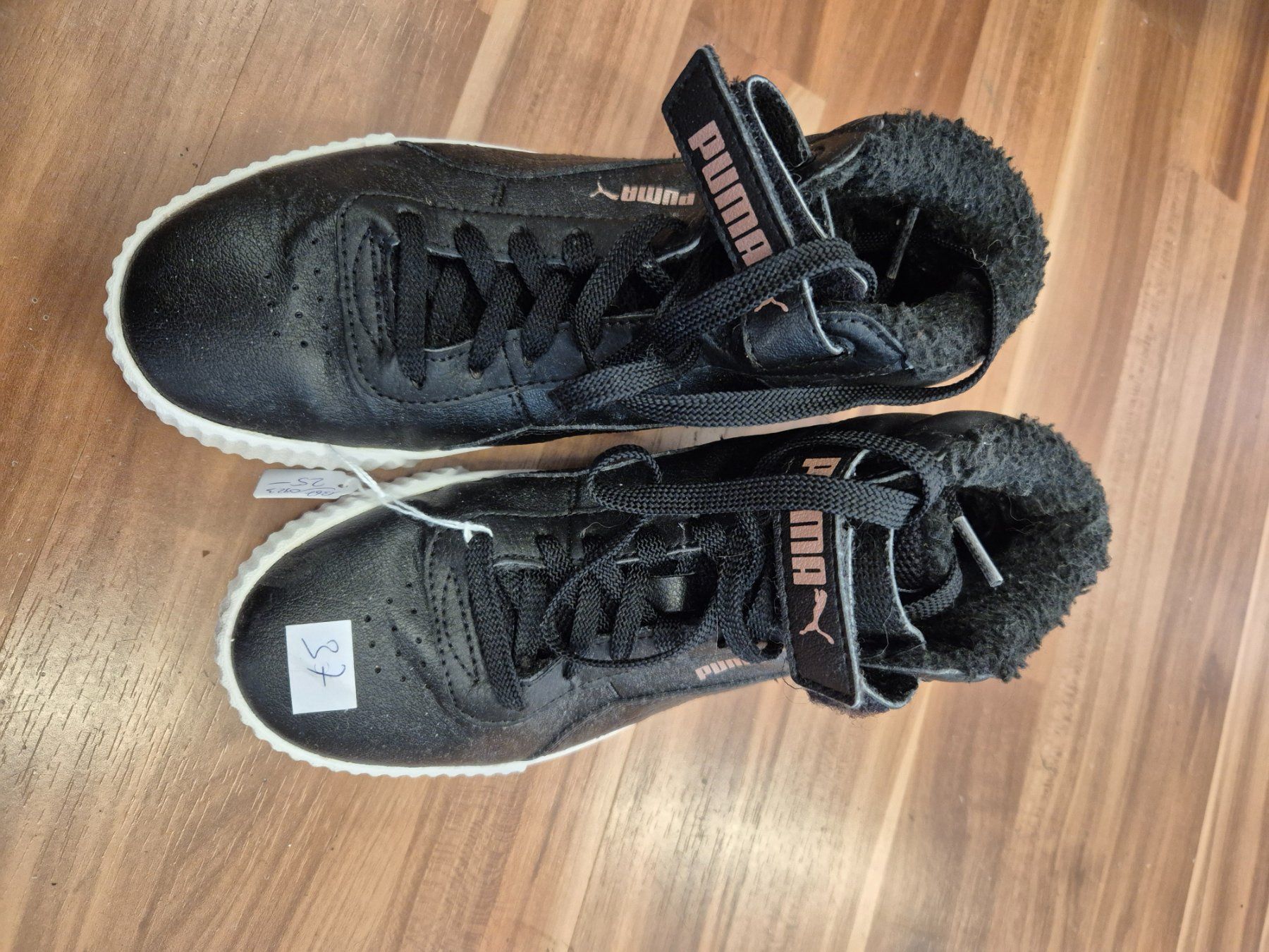 Puma Scarpe da uomo: Puma Winterschuhe, schwarz, Grösse 37, B10 – Usato da Schwarzenburg venduto da Flamingo07