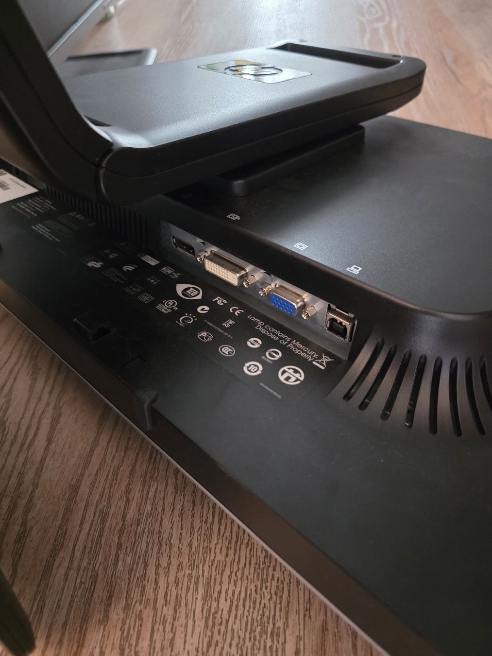 Monitore: HP 60 HZ Monitor – Gebraucht aus Baden von blessb 2