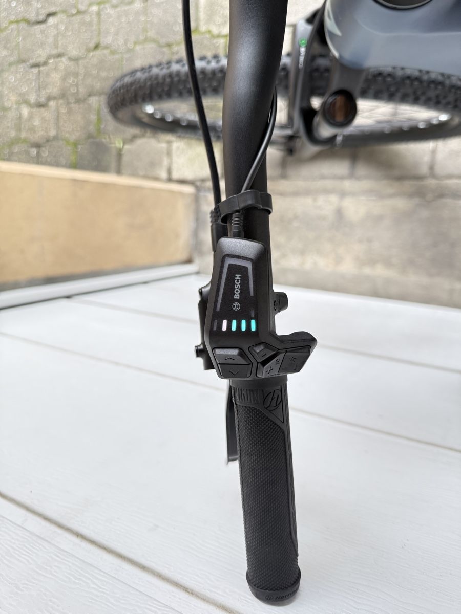 Bosch Velos: E-Bike 25Km/h Bosch Motor Mountainbike Neuwertig – Gebraucht aus Alchenflüh von Steal1 3