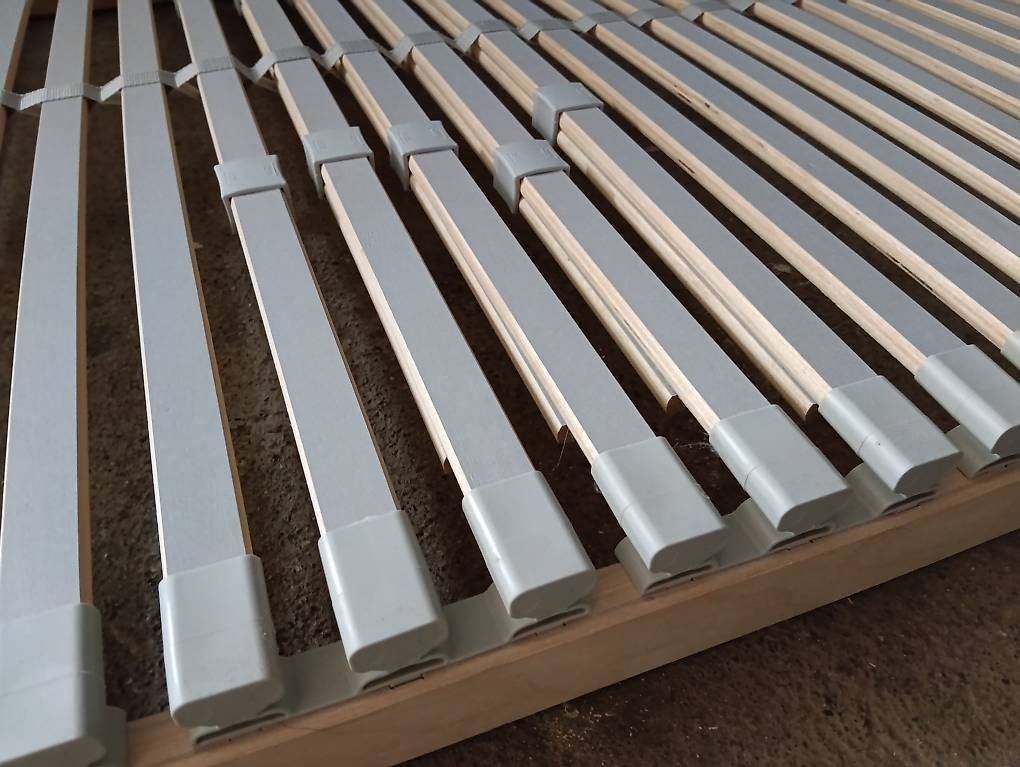 Reti a doghe: 2 Stück, Lattenrost 90 x 200 cm – Usato da Heimenschwand venduto da Thermalfake