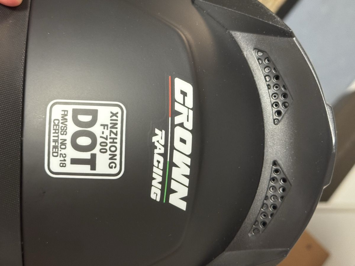 Caschi & visiere: Crown Racing Motorradhelm Grösse XL – Usato da Arlesheim venduto da N.Redi 3