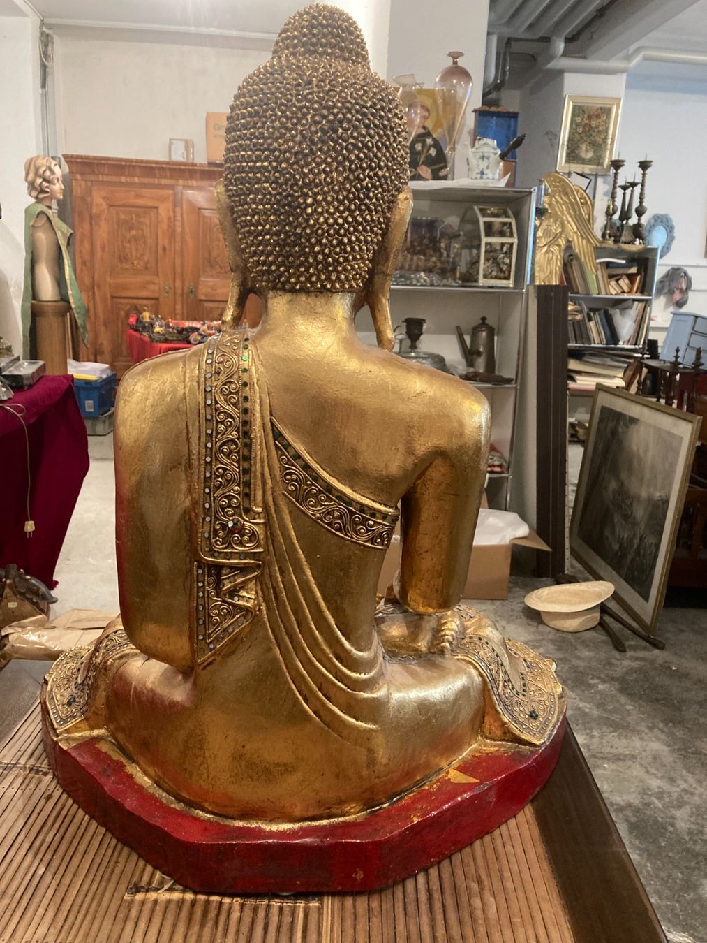 Sculture & Statue: Buddha, Holz geschnitzt, sitzend, goldfarben mit Glassteinen – Usato da Luzern venduto da rup_r6cz 3