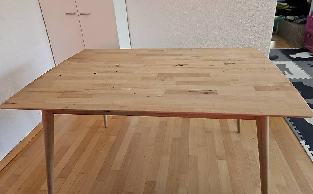 Tavoli: Tisch auf Hokz / Table en bois – Usato da Bern venduto da cavie 2