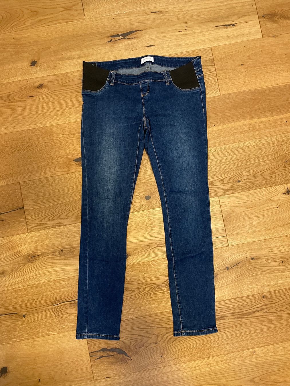 Mamalicious Jeans: Mamalicious Umstandsjeans, Grösse 31/34 – Usato da Riedt b. Erlen venduto da f.brown