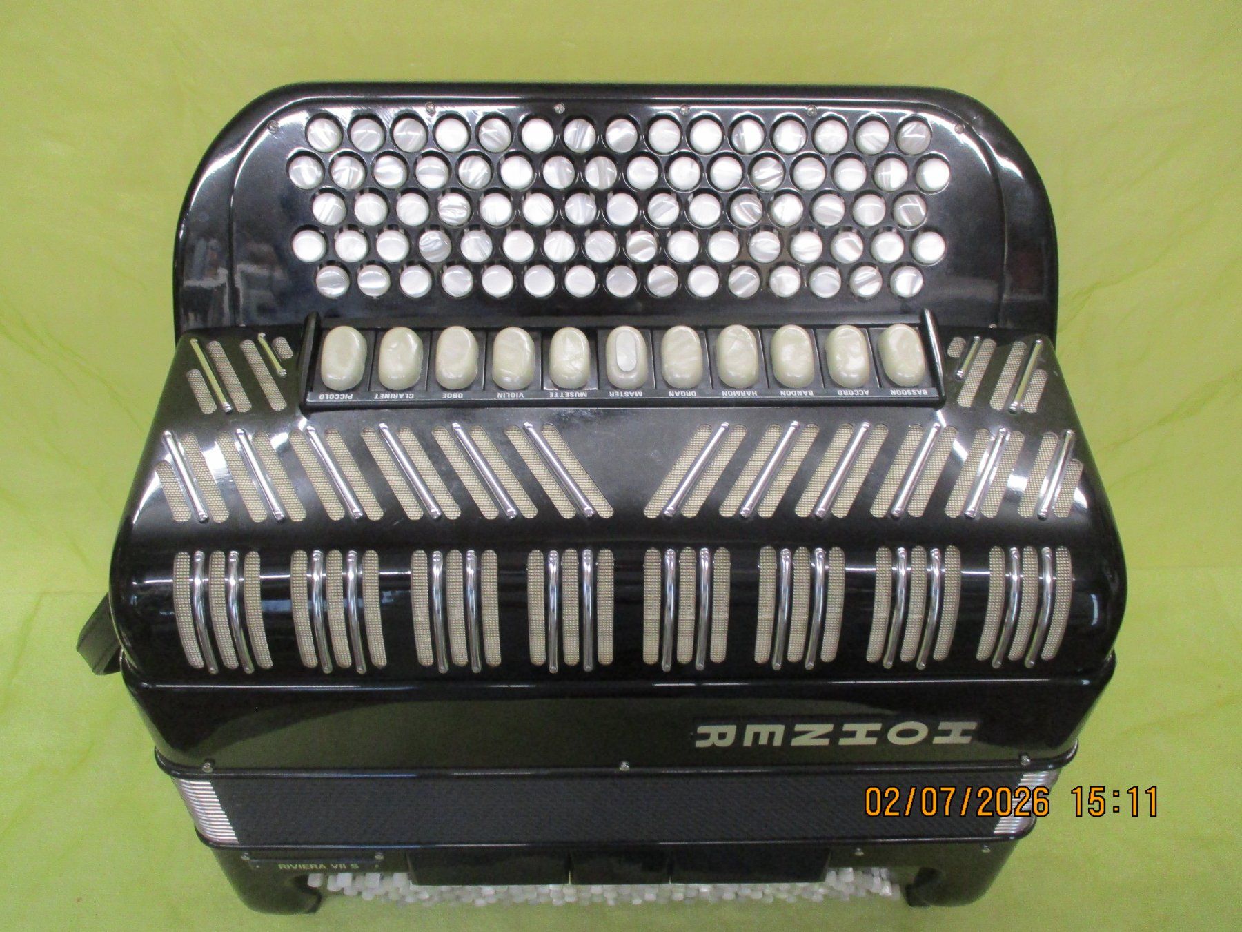 Hohner Strumenti musicali: Akkordeon Hohner Riviera VII S – Usato da Jegenstorf venduto da Oktavio 1