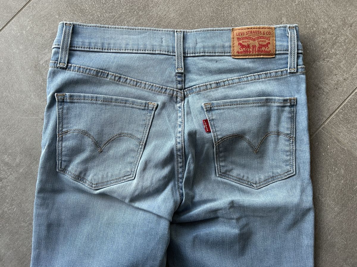 Levi's Jeans: Tolle LEVI's / LEVI STRAUSS JEANS – Gebraucht aus Nidfurn von cejeisda 3