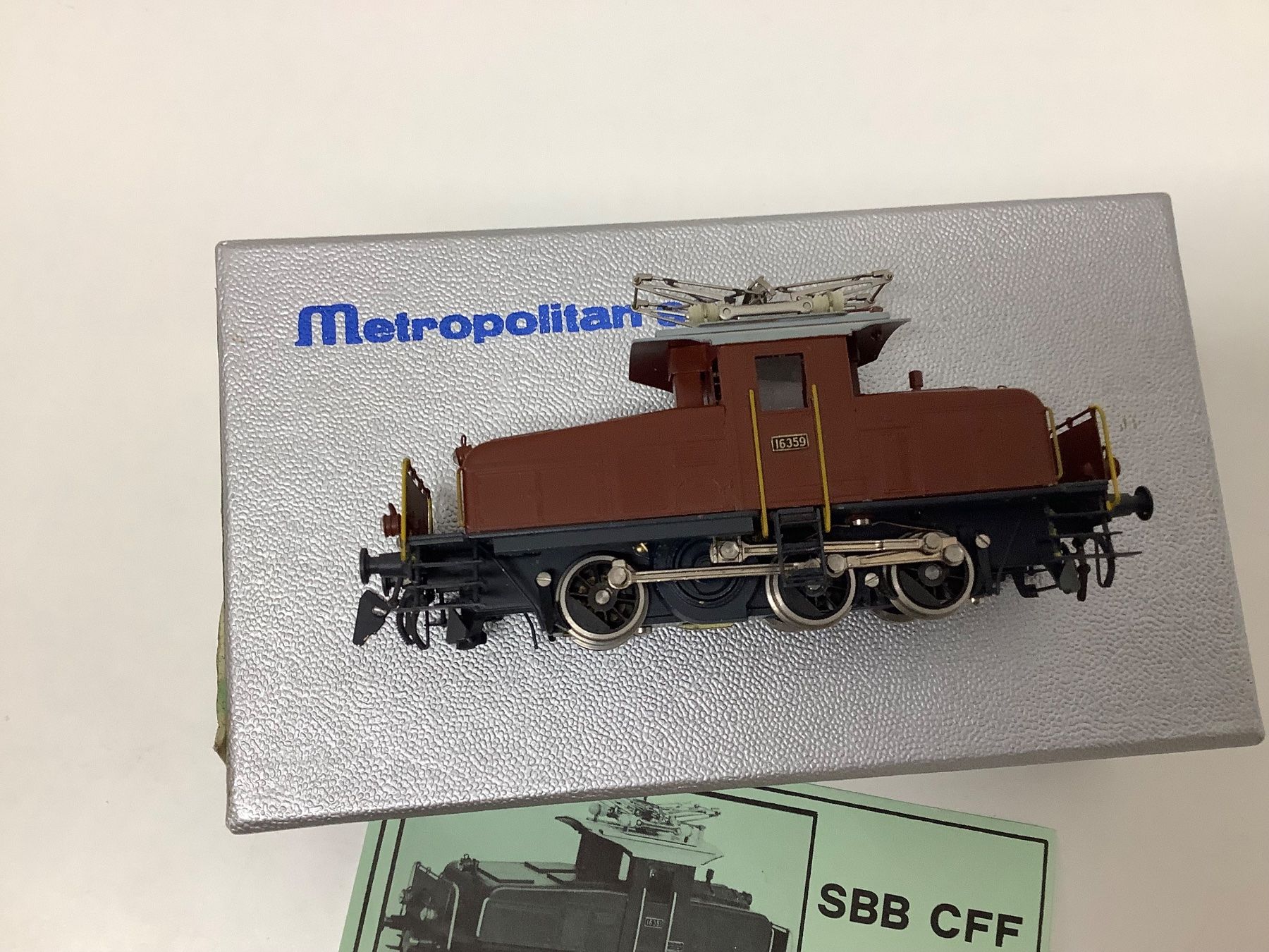 Metropolitan Modellini di ferrovie: Metropolitan H0 Ee3/3 SBB, 521,  Bespielt mit Verpackung – Usato da Chur venduto da Michalis 5