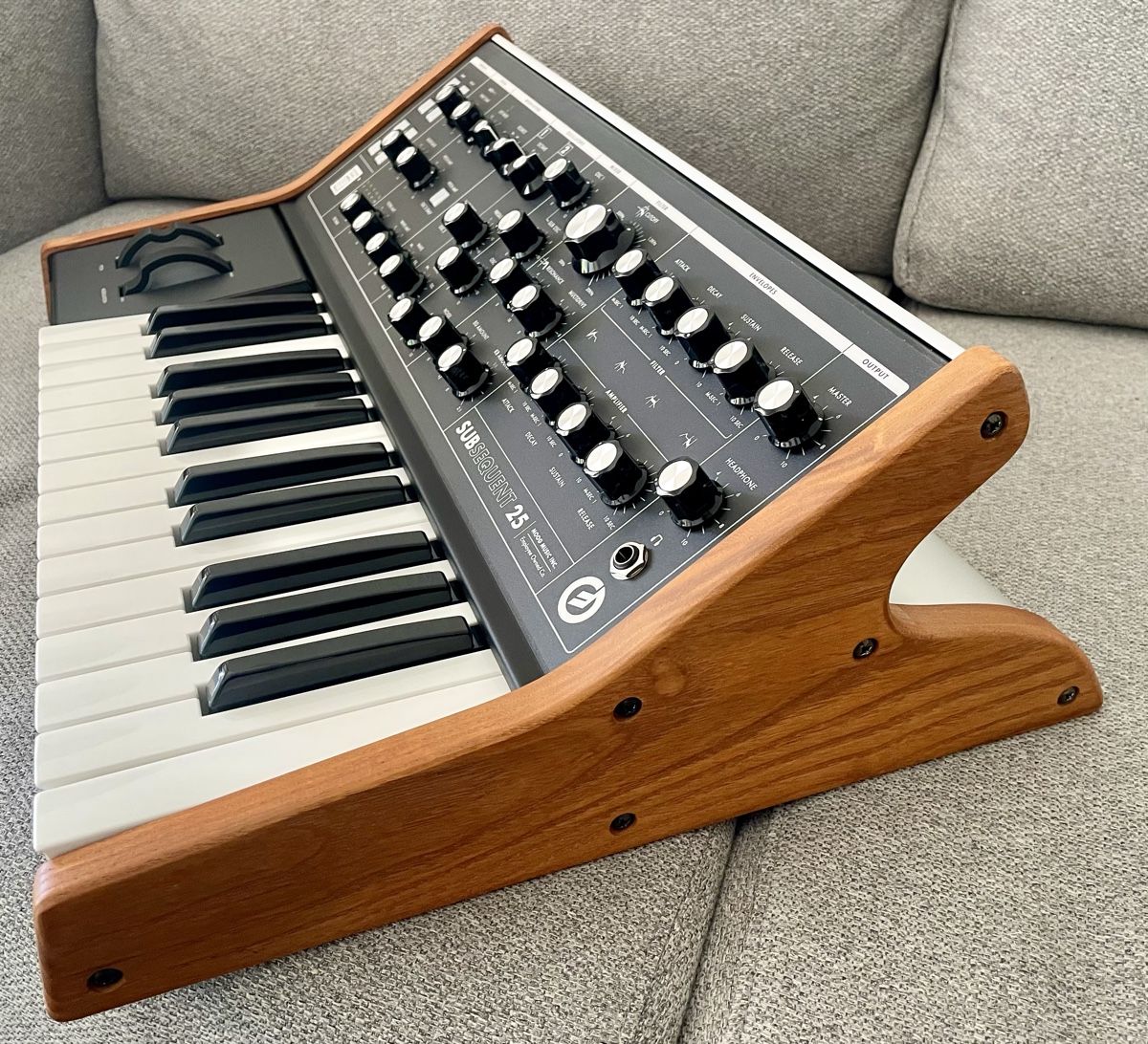Moog Musikinstrumente: Moog Subsequent 25 - Analog Synthesizer - Top Zustand – Gebraucht aus Winterthur von roots85 5