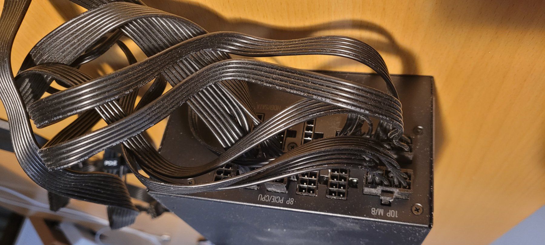 Elektronikbauteile: Bundle: CPU Cooler, PSU, Gaming keyboard – Gebraucht aus Basel von matteo_sz 5