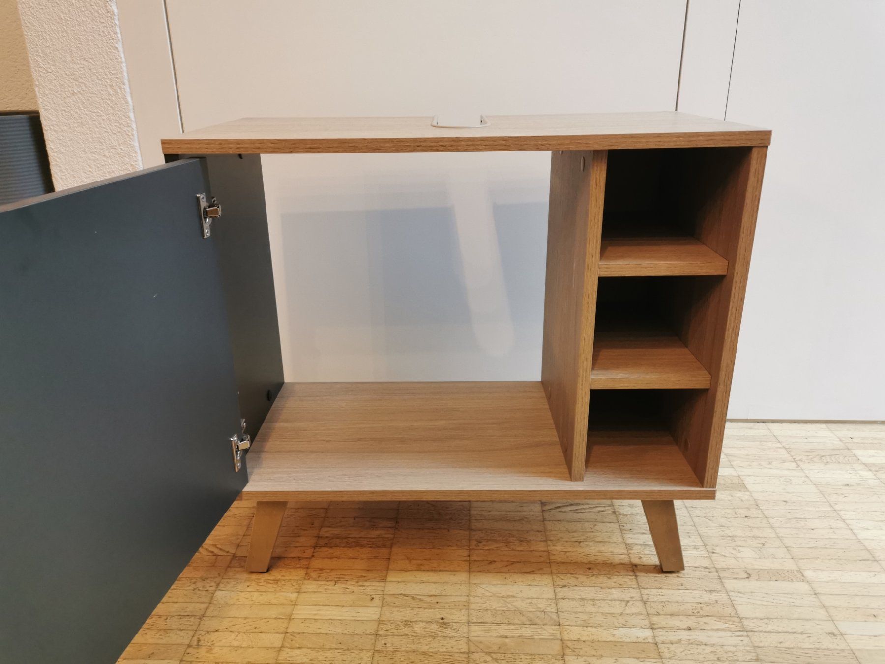 Mobili per bagno: Badmöbel 65x33x60.5cm – Usato da Seeberg venduto da Lina.Ramseier 1
