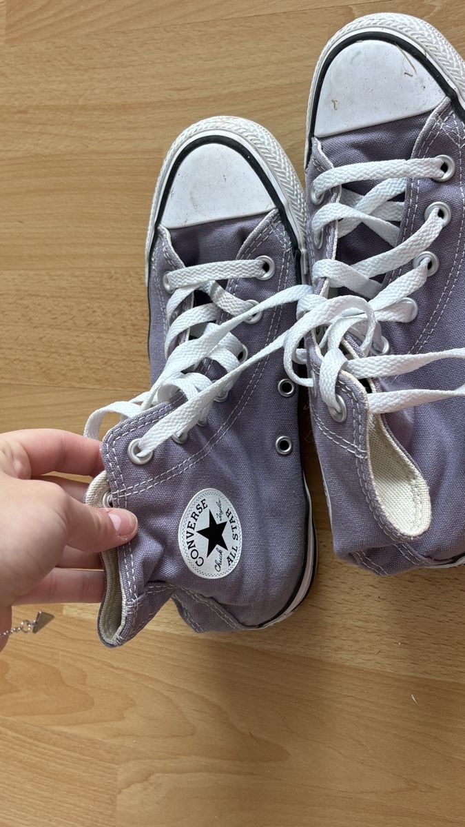 Converse Scarpe da uomo: Converse Lila Grösse 36.5 – Usato da Weisslingen venduto da andre.a.o 1