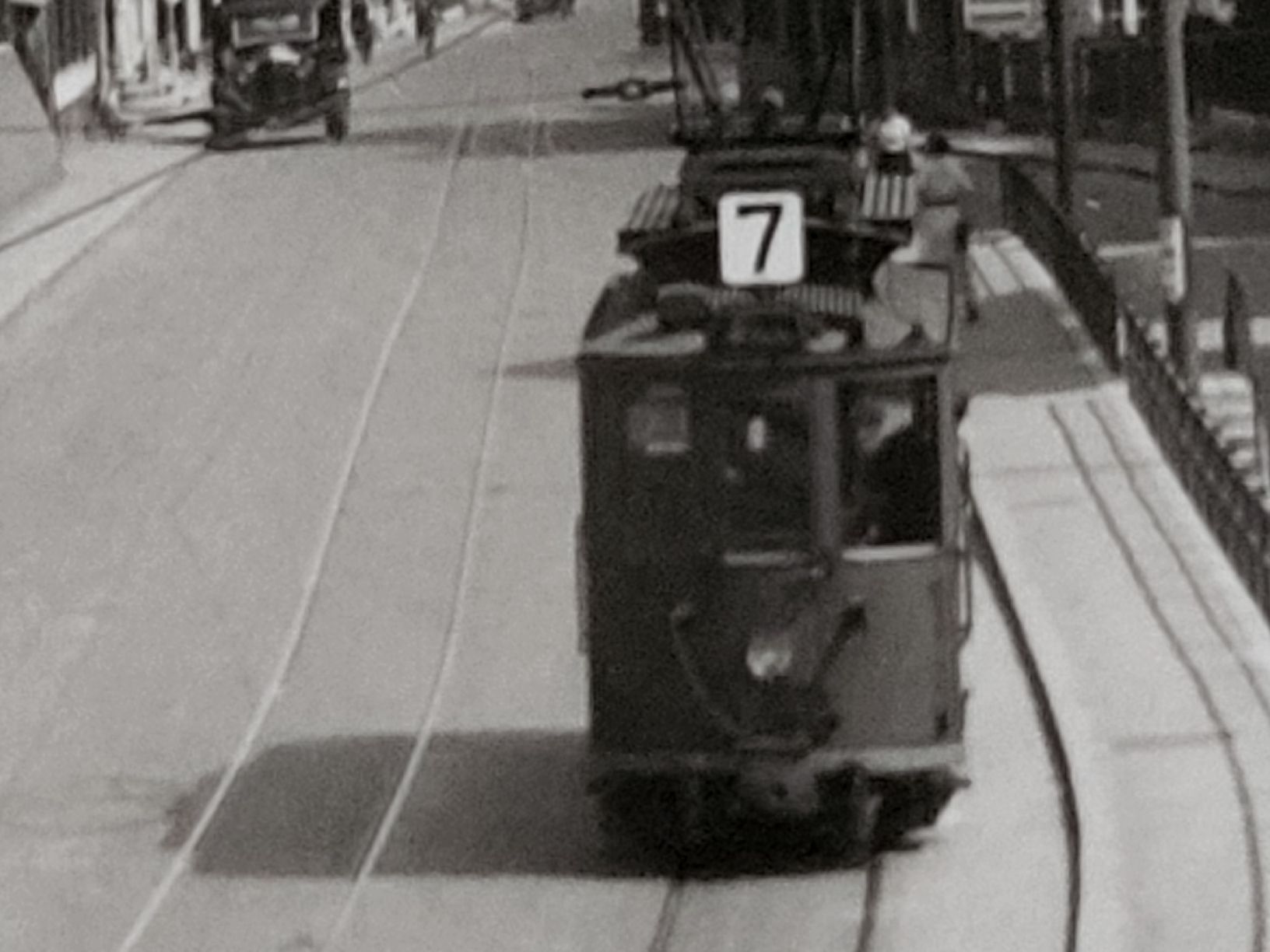 Cartoline postali: Alte Ansichtskarte Binningen Hauptstrasse mit Tram  R4 – Usato da nunningen venduto da mic_88k2 2