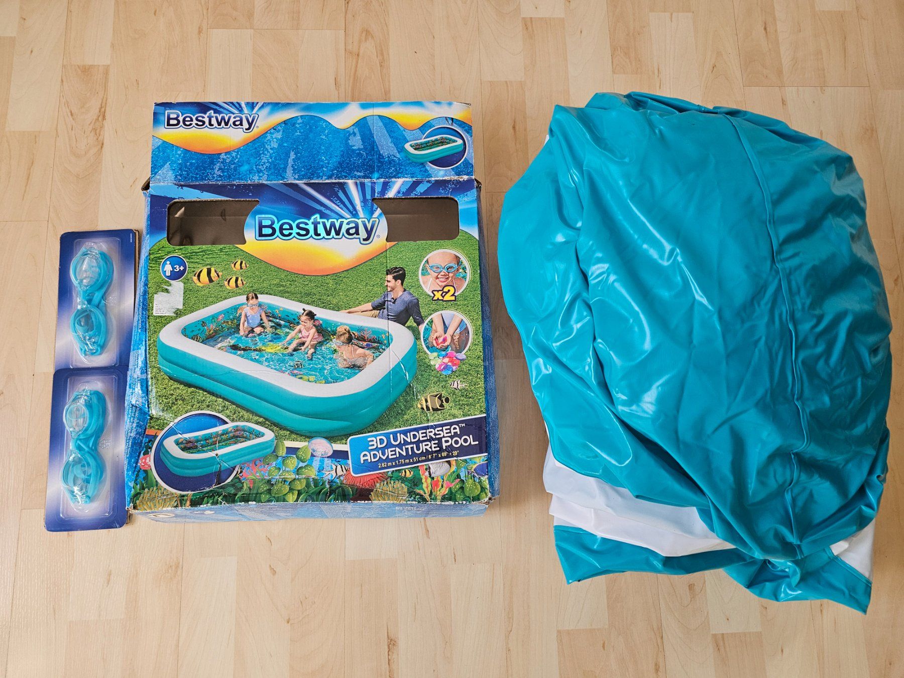 Bestway Schwimmbad: Bestway Pool mit 2 Taucherbrillen – Gebraucht aus Balterswil von Dikdik1992