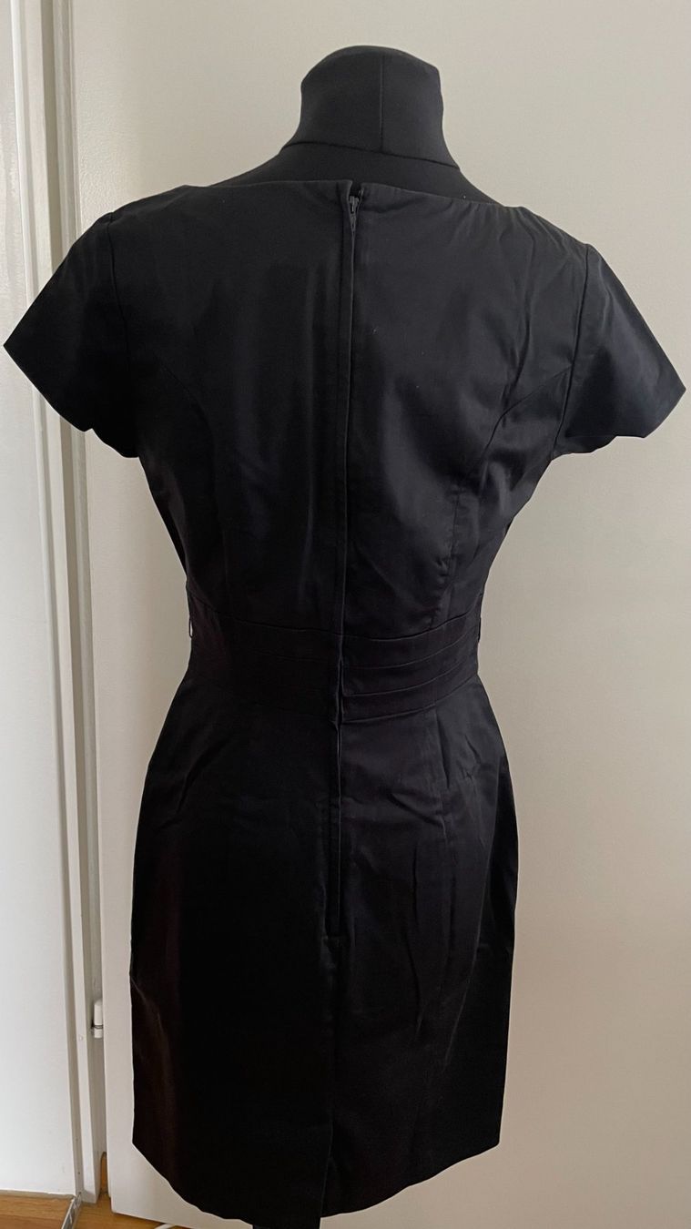 Mango Robes: Etuitkleid schwarz – D'occasion à Stäfa par wedapina 2