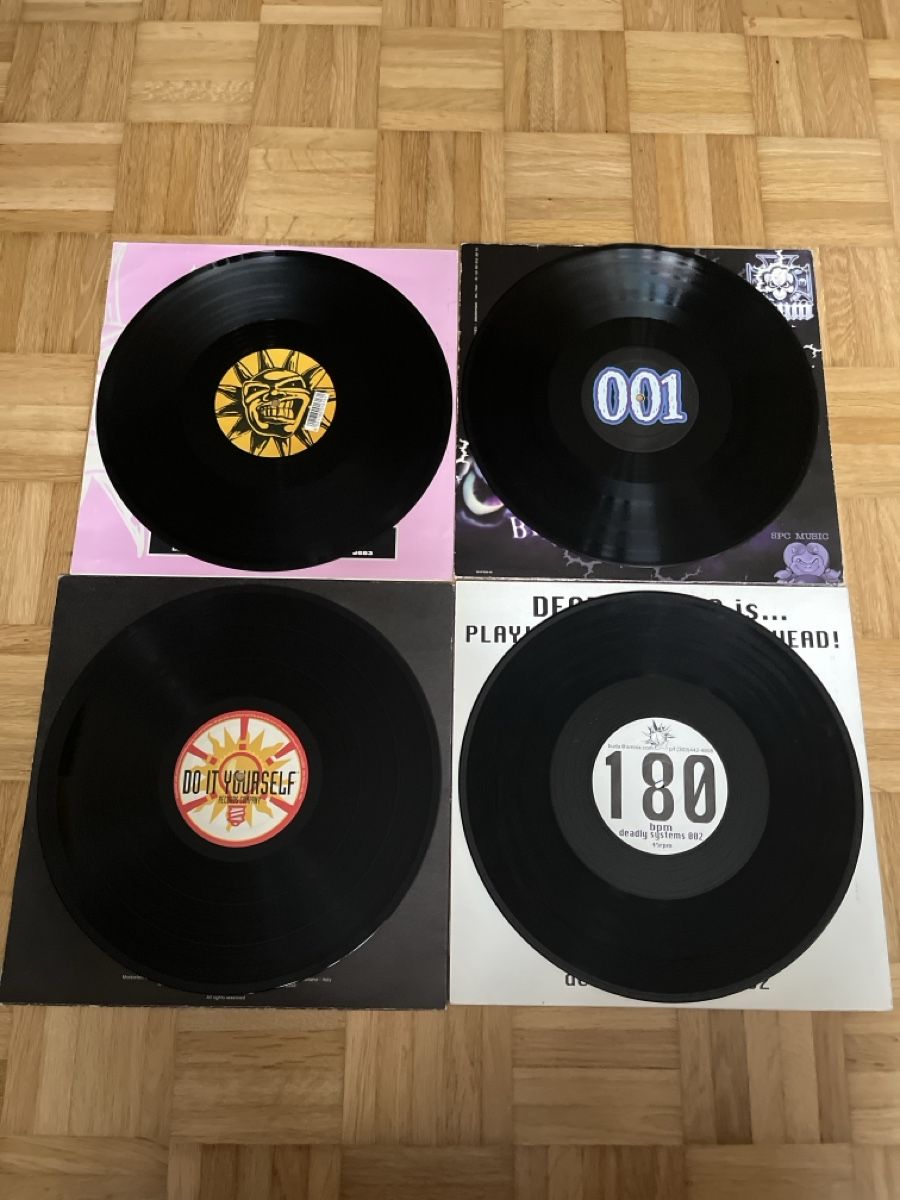 Schallplatten: 10er Hardcore / Gabber Vinyl-Set – Gebraucht aus Wangen b. Olten von break72 2