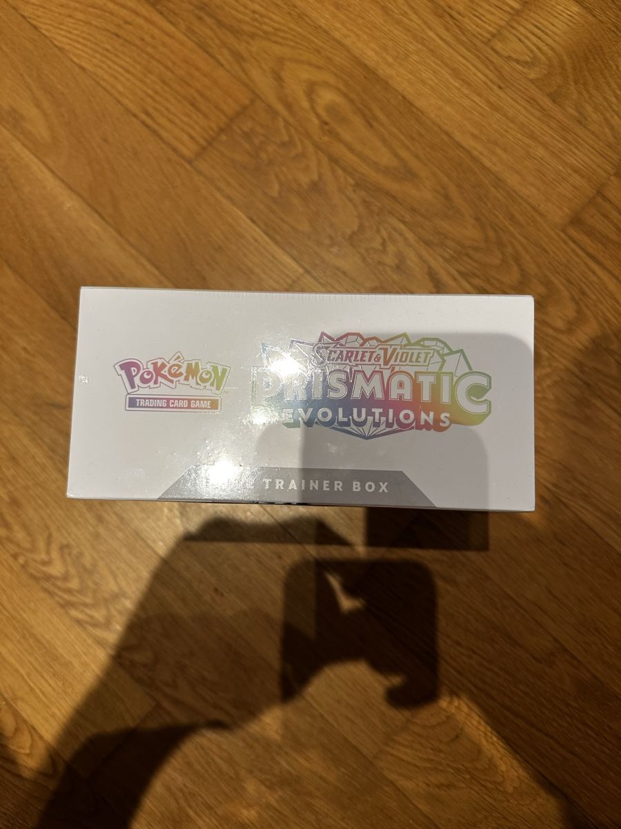 Pokémon Cartes à collectionner: Pokemon Scarlet Violet Prismatic Evolutions ETB/EN – Neuf avec emballage d'origine à Weinfelden par sel_9ltk 2