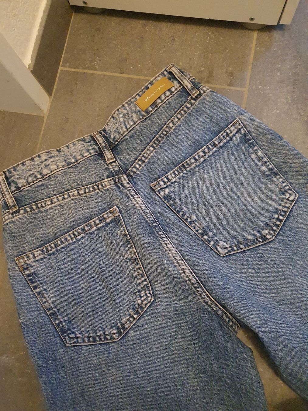 Jeans: Jeans, AMISU, 36 – Usato da Steinach venduto da Xamax18 3