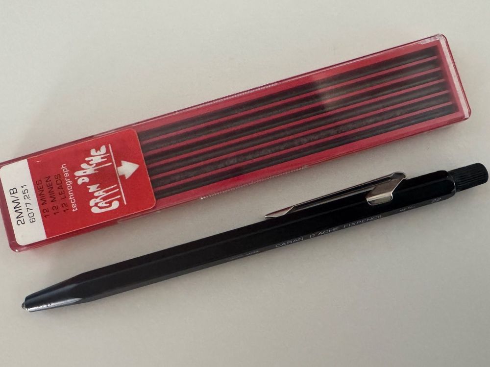 Caran D'Ache Matite, matite colorate & gessi: Caran d Ache Fixpencil Swiss Made 22 & original Ersatzminen – Nuovo (secondo la descrizione) da Gurmels venduto da topsommer