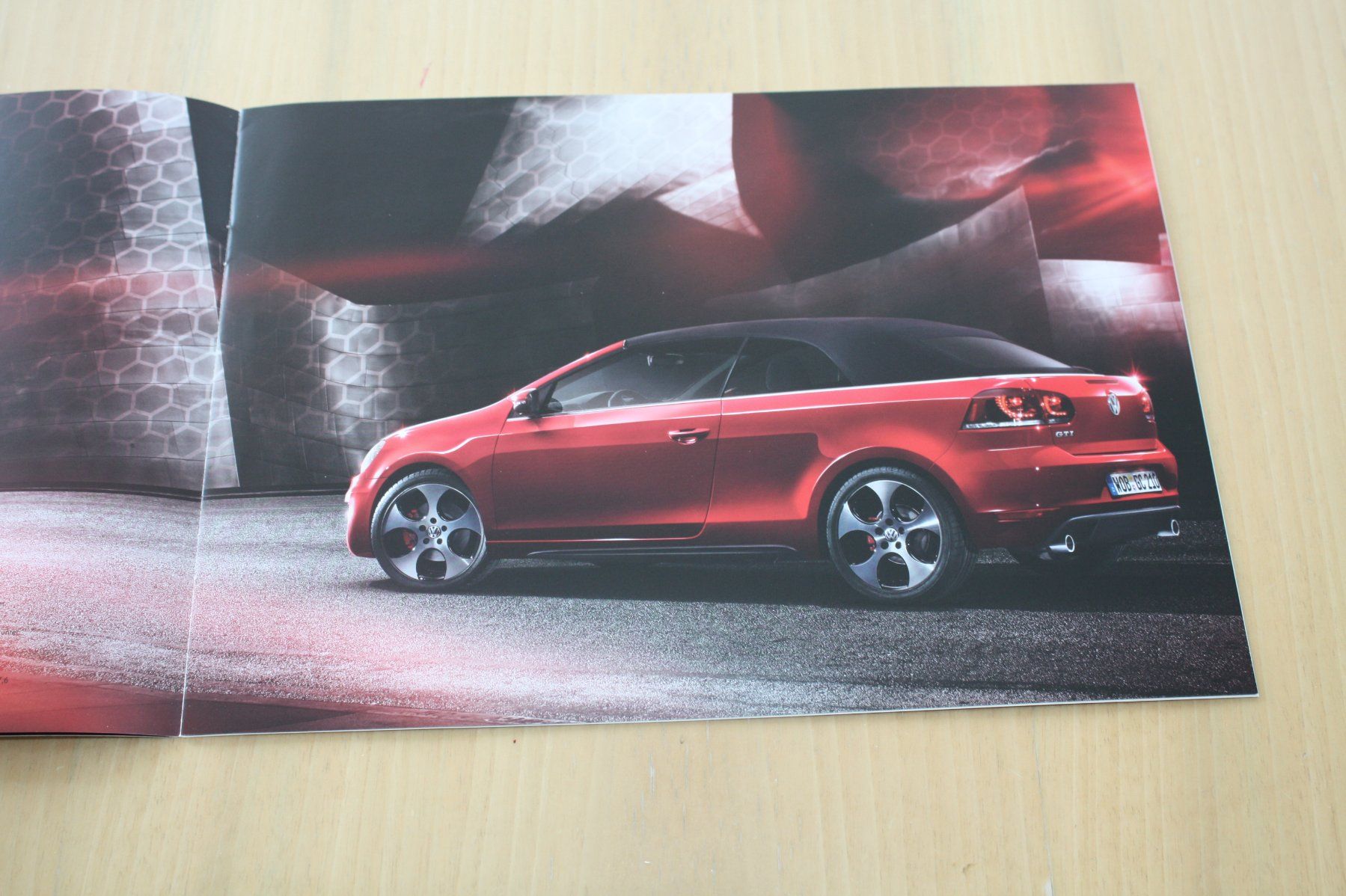 VW Dokumente: VW Golf GTI Cabriolet Prospekt 5/2014 – Gebraucht aus Wikon von erwin400 2