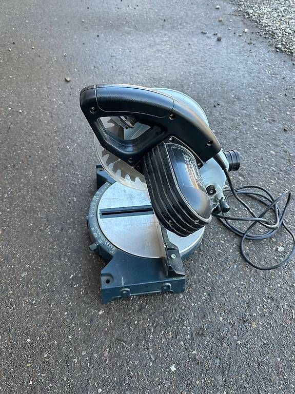 Scies: Kippfräse Einhell 210 Profi – D'occasion à Märstetten par Luca6807