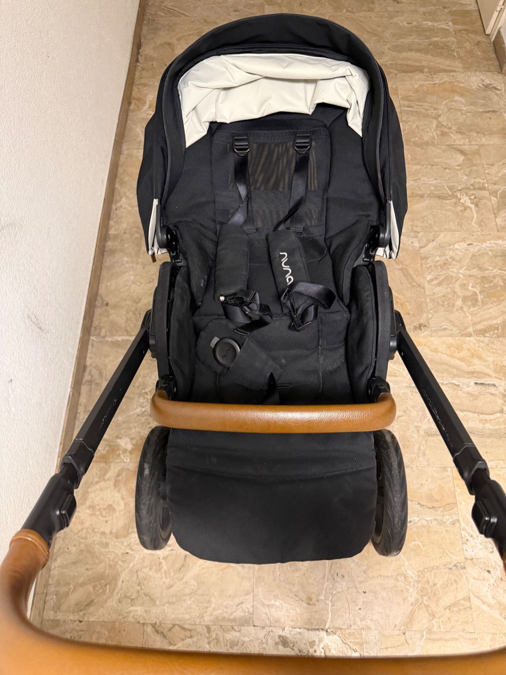 Nuna Kinderwagen: Passeggino e oggetto auto – Gebraucht aus  von  1