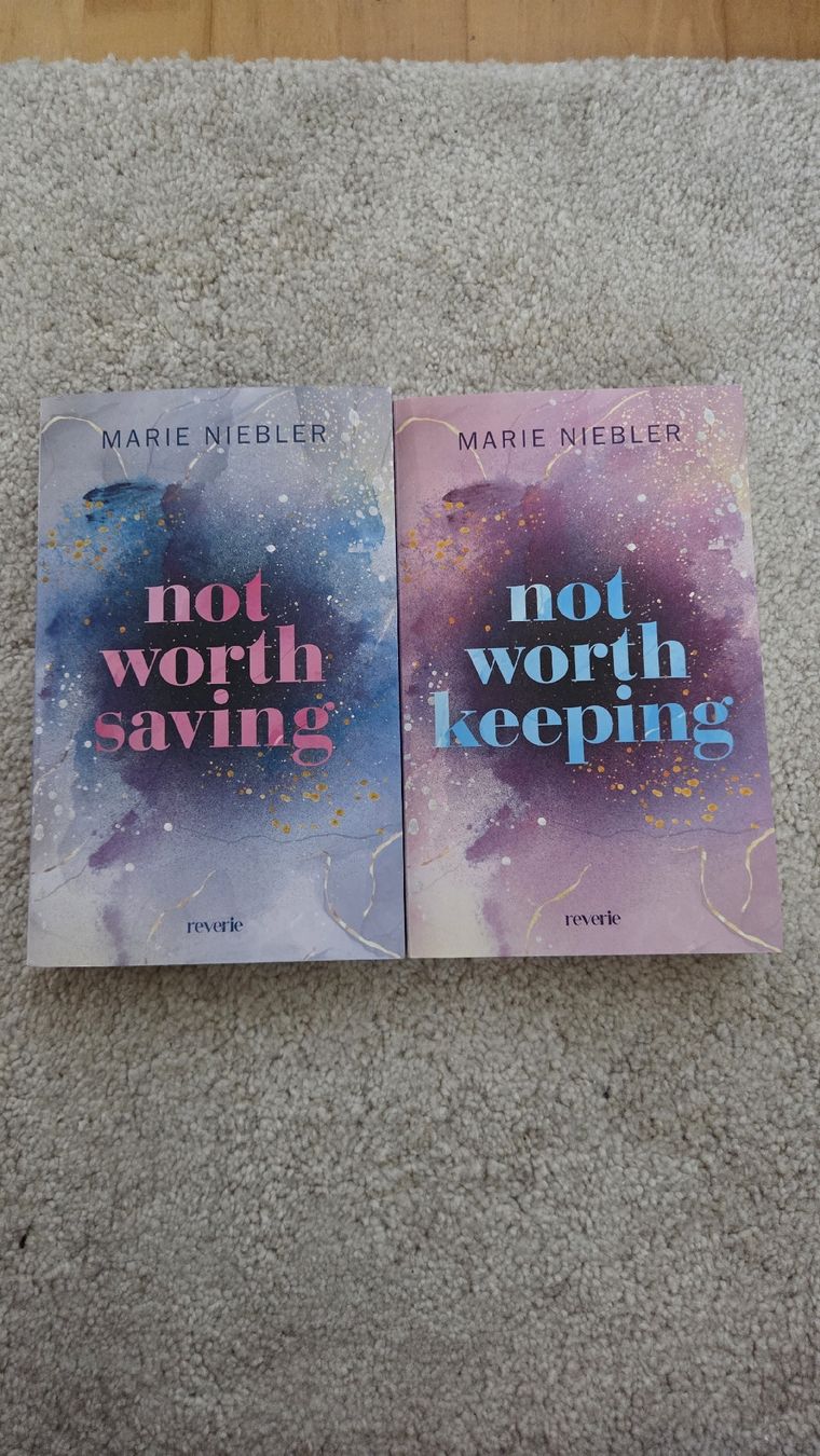 Libri: Bücher Set Marie Niebler Not Worth Saving/Keeping – Nuovo (secondo la descrizione) da Schindellegi venduto da len_nzf2