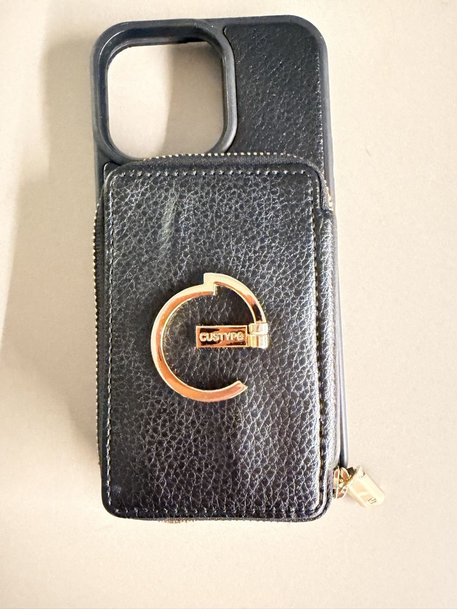 Cover & Protezioni schermo: CUSTYPE Cover iPhone 14 Pro Max con portafoglio nero – Usato da Melano venduto da c.alonso 1