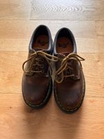 Dr. Martens Derby