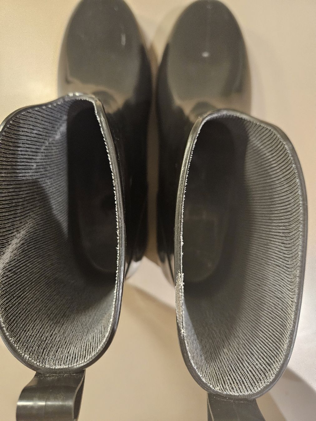Dosenbach Scarpe da donna: Short Rain Boots Size 39 Black – Nuovo (secondo la descrizione) da Thalwil venduto da Sarah_Van_Nevel 1