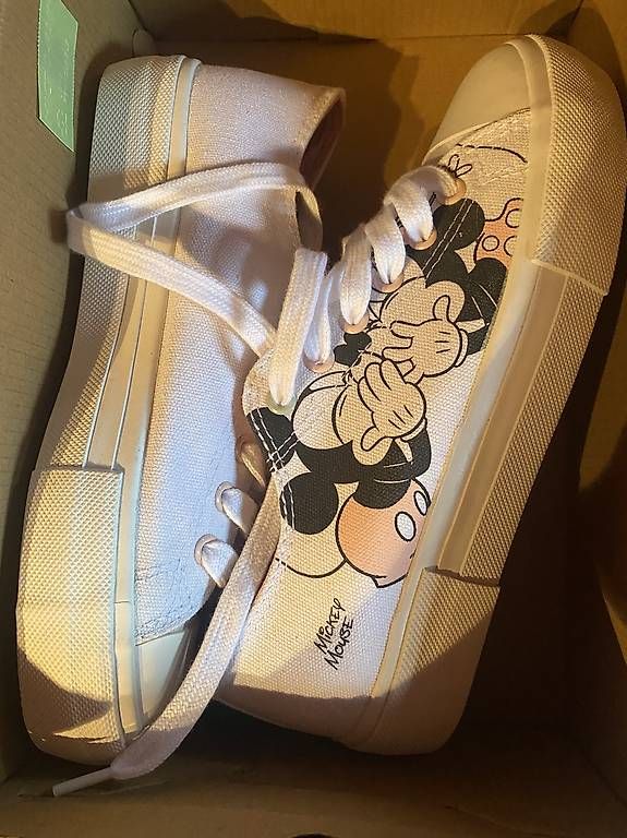 Scarpe da donna: Scarpe Disney Anna field – Usato da Odogno venduto da lar_j5vk 4