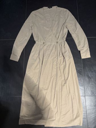 Kleid Massimo Dutti beigefarben