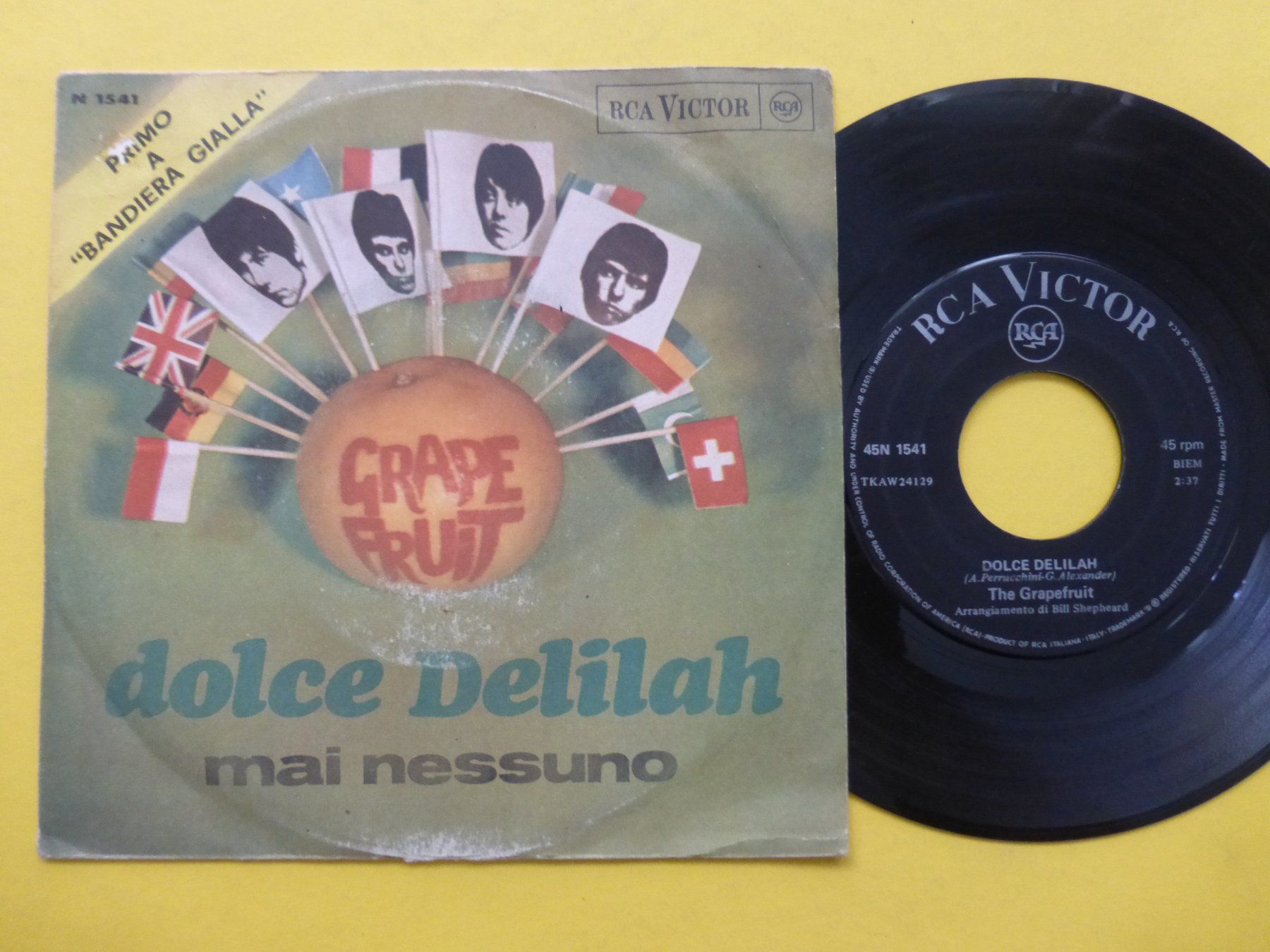 Vinyles: Grapefruit – Dolce Delilah – D'occasion à Zürich par Swiss57
